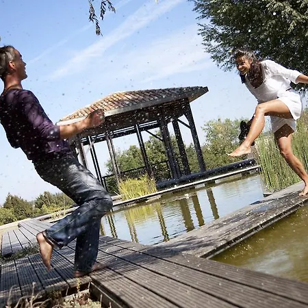 Les Vignes Apartmanhotel Jonzac