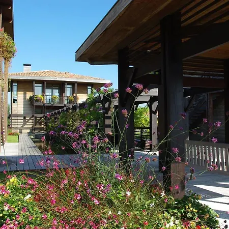 Apart-hotel Les Vignes 3*