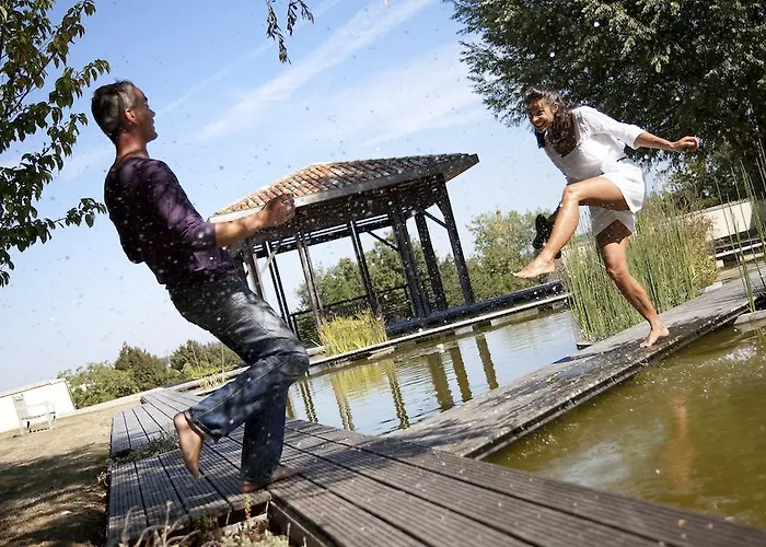 Residence Les Vignes Aparthotel Jonzac